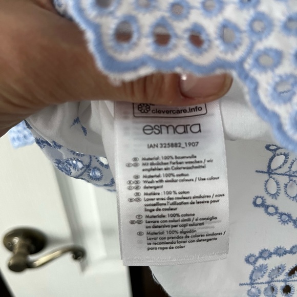 Esmara white and blue eyelet top - Picture 6 of 6